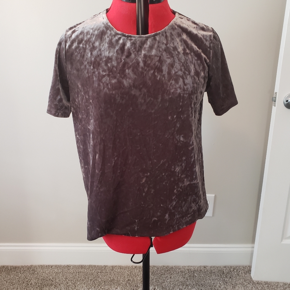 Velour top with ribbon neck closure